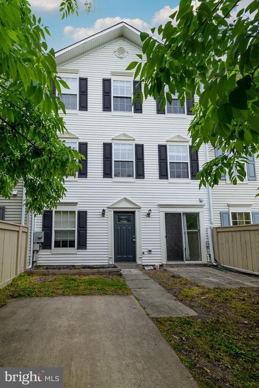 Photo - 105 Whitestone Way Townhome