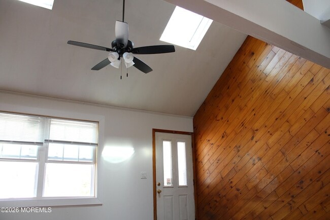 Photo - 58 W Greystone Rd