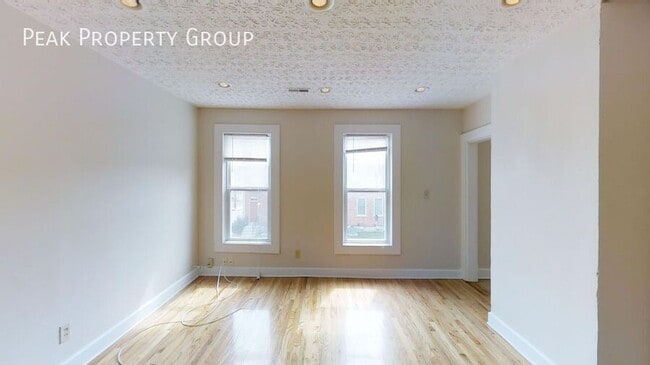 Photo - 79 E 7th Ave