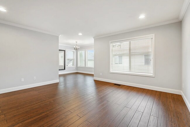 Photo - 3522 148th St SE