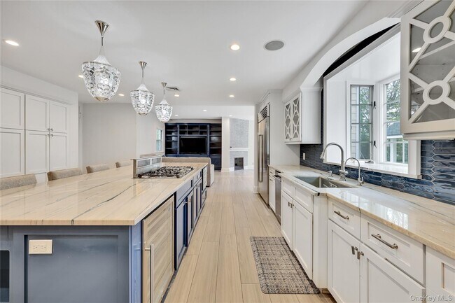 Photo - 105 Everit Ave