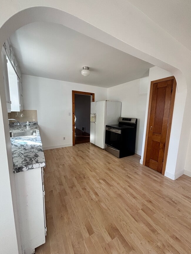 Photo - 2311 Lawndale Ave