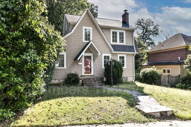 Photo - 1621 N Taylor St