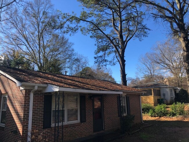 Photo - 145 Appleby Dr