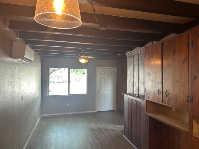 Photo - 1651 N Magnolia Ave