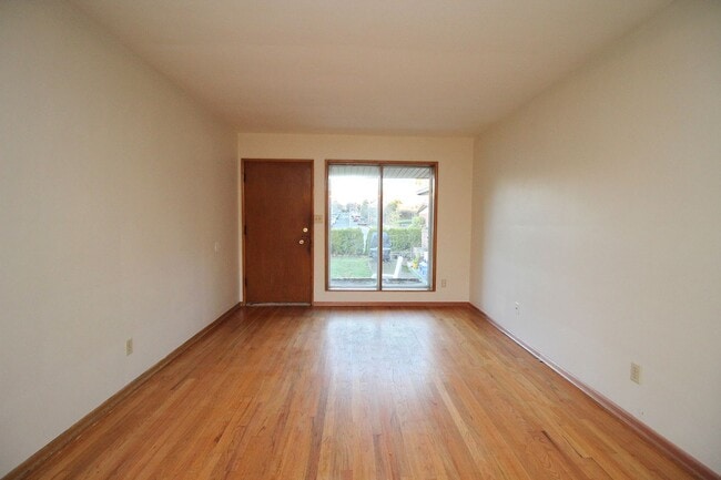 Photo - 2404-2418 SE 58th Unit 2410