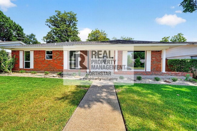 Photo - 902 Arrowhead Dr