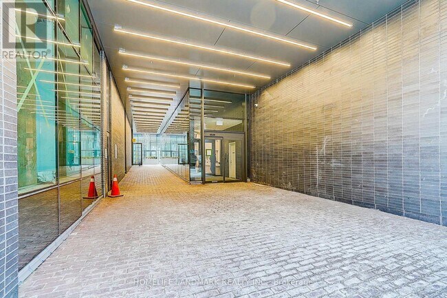Photo - 35 Parliament St Unité 712