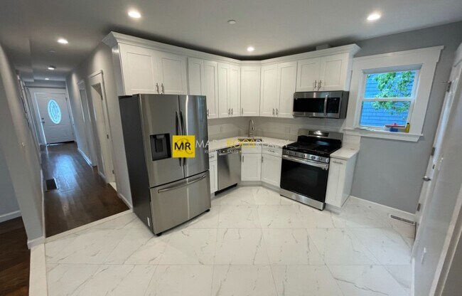 Photo - 31 Raymond Ave