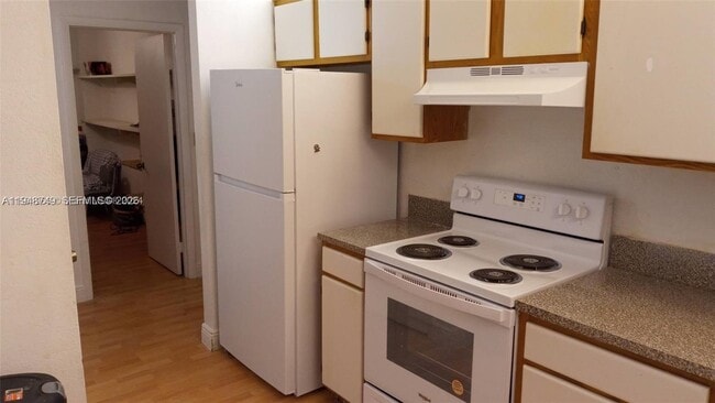 Building Photo - 14850 Naranja Lakes Blvd Unit B3M