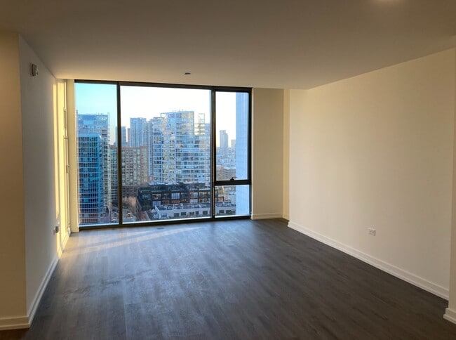 Photo - 630 N Franklin St Unit 1008
