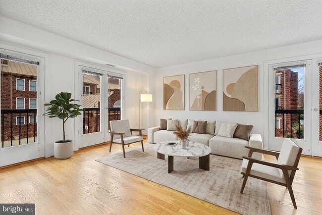 Photo - 800 S St Asaph St Unit 306