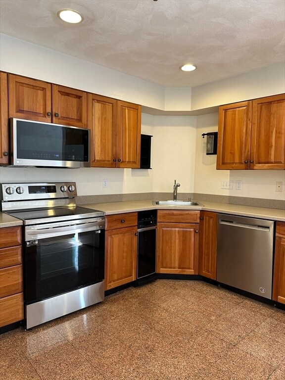 Photo - 661 Lowell St Unit 18