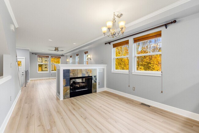 Photo - Luxury West Seattle 2 Bedroom Townhouse