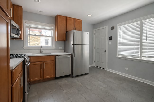 Photo - 4259 N Narragansett Ave