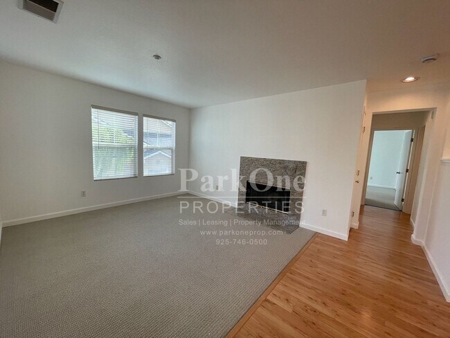 Photo - Great Townhouse in Livermore Available Now!