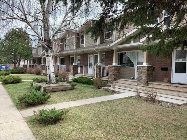 Building Photo - 259 Cassino St S