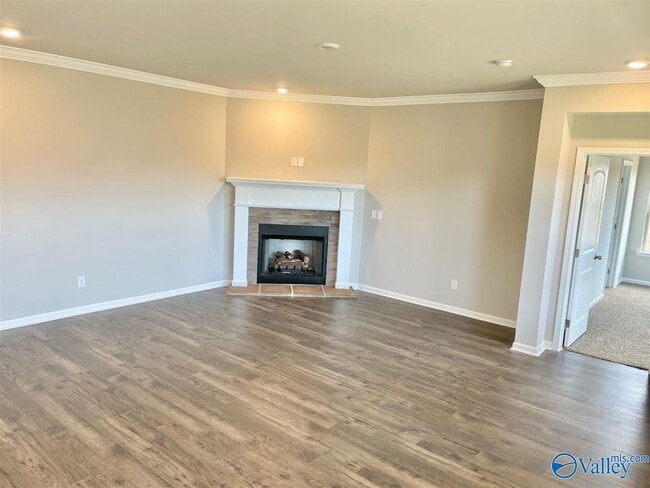 Photo - 124 River Haven Dr