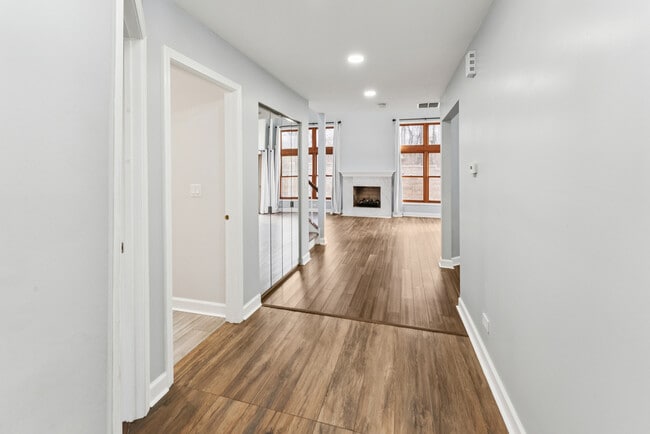 Photo - 310 Spring Creek Cir