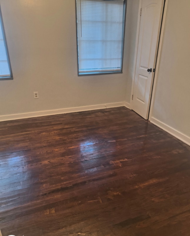 Photo - 2215 Mobile Ave