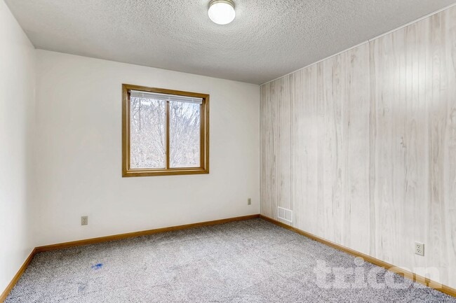 Photo - 2144 Sherwood Ave