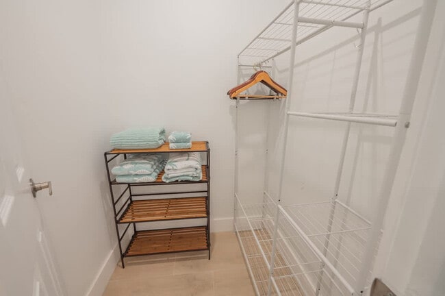 Photo - 312 Elm St Unit SI ID1547734P