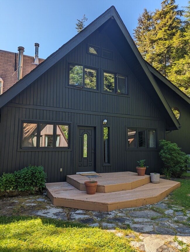 Building Photo - 16520 Glacier Hwy Rental