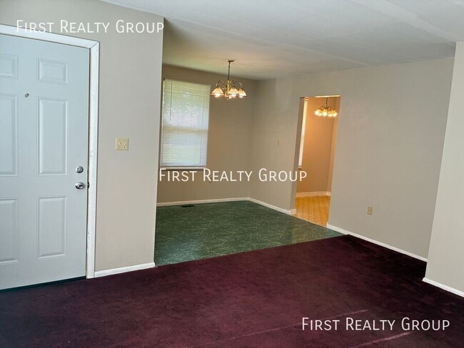 Photo - 2322 Koehler Ave