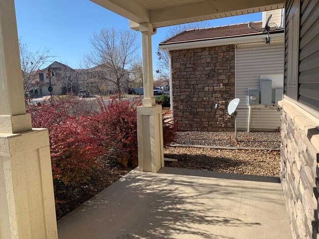 Photo - Gorgeous 2 Bedroom + Den, 2 Bathroom Home in Thompson River Ranch!