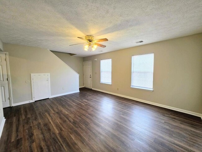 Photo - 315 Turfway Dr