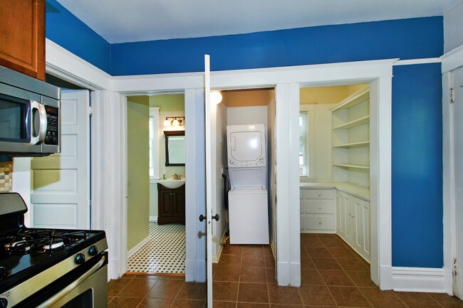 Photo - 212 W Russell St Unit 1