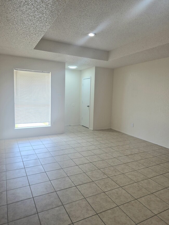 Photo - 3712 Hulen Park Cir