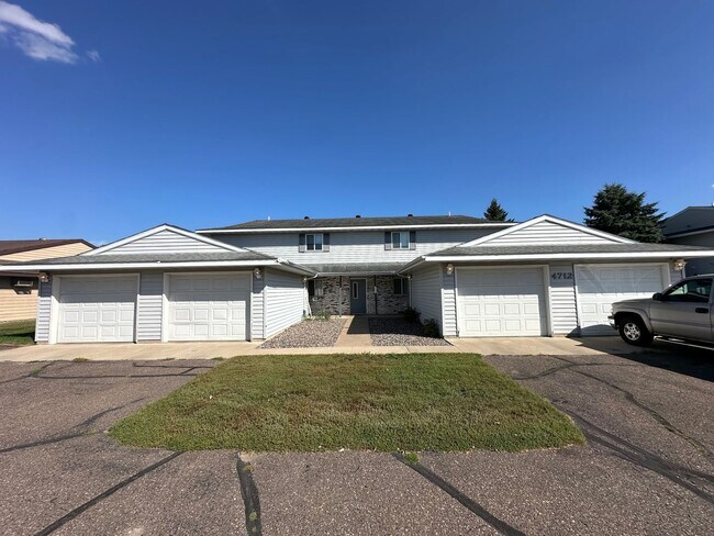 Building Photo - 4716 Kappus Dr Unit 1