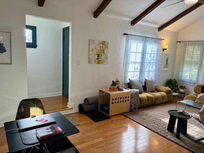 Photo - 1309 Montecito Dr