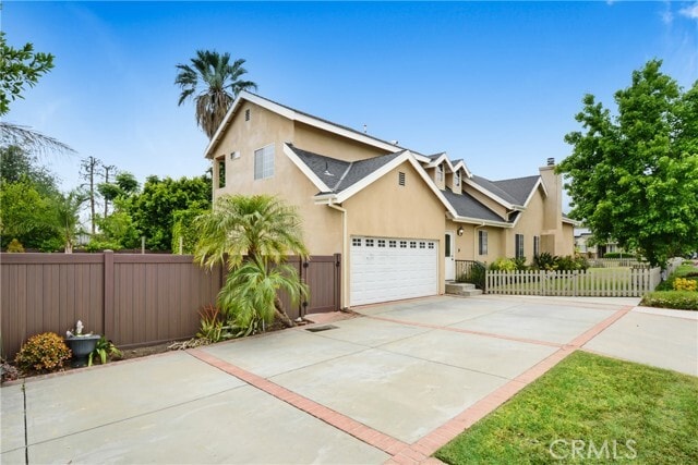 Photo - 456 E Myrtle Ave
