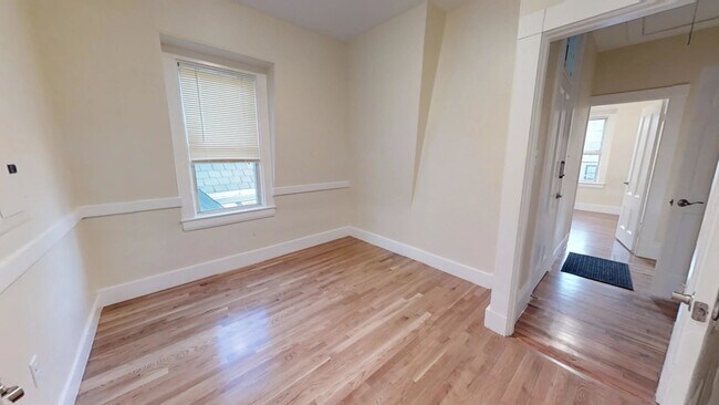 Photo - 413 Washington St Unit #3