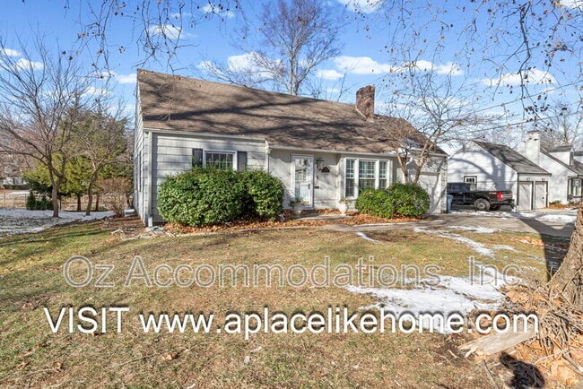 Photo - 7404 Village Dr