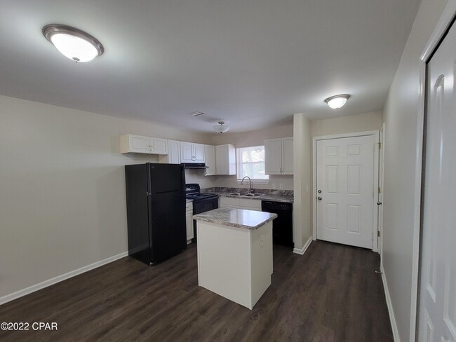 Photo - 5820 Hickory St Unit 13