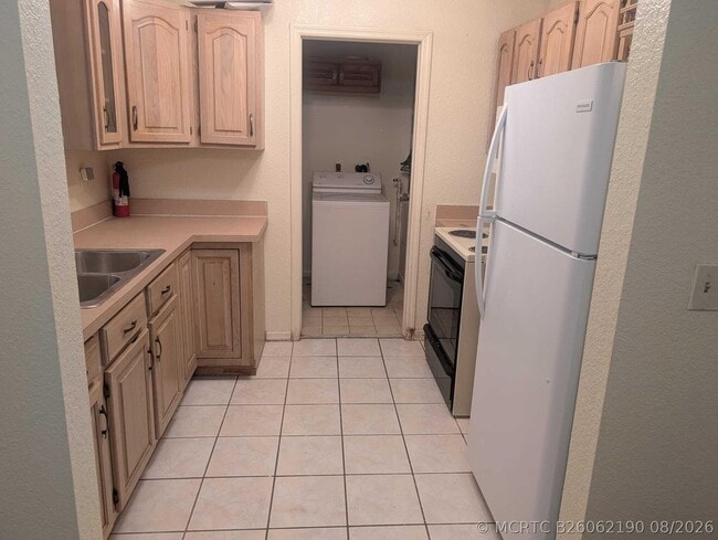 Photo - 480 NW 14th St