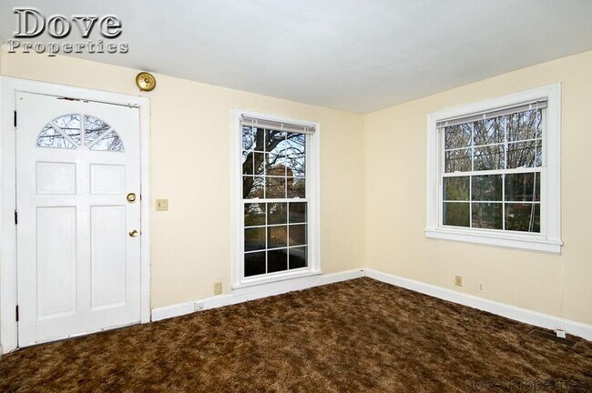 Photo - Coming Soon: 2BR, 1BA duplex (Do not apply without speaking with us first.) Unit A