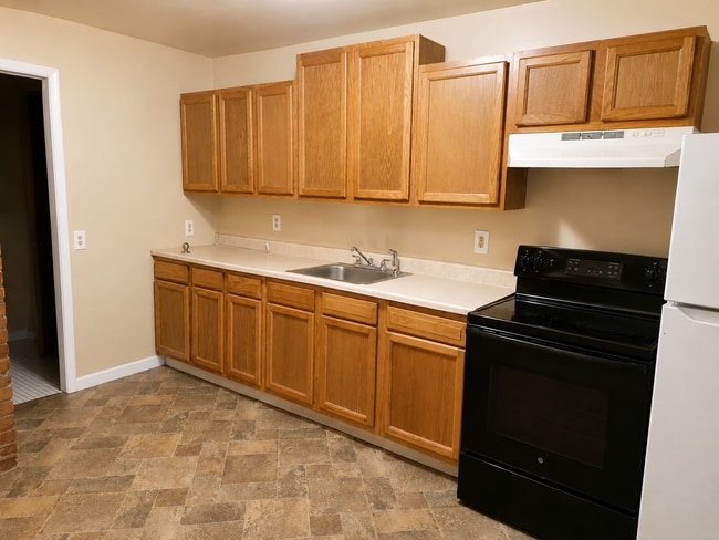 Photo - 9 Thompson St Unit 9 Thompson St, BMST, Troy, NY, 12180
