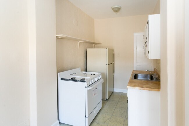 Photo - 2249 W Wilson Ave Unit 112