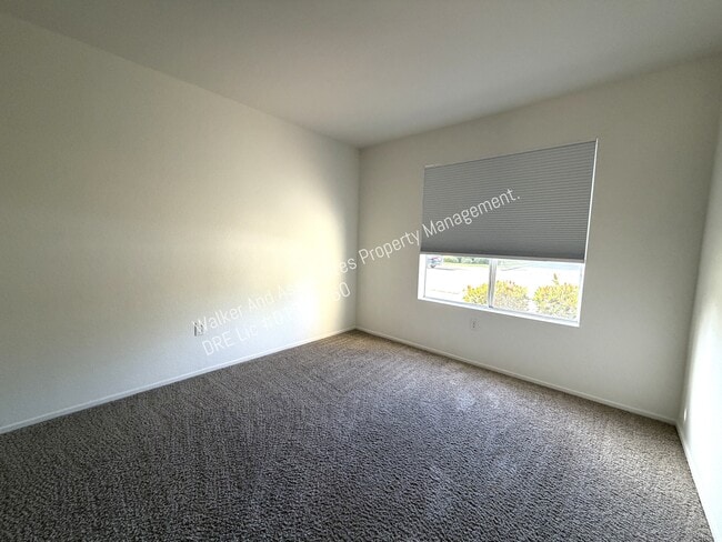 Photo - 170 Goodwin Rd