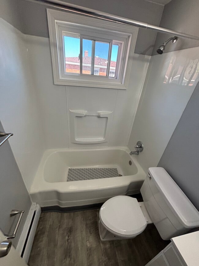 Gress Apartments
