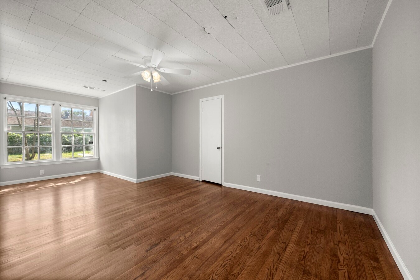 Photo - 6438 Pinehurst Dr