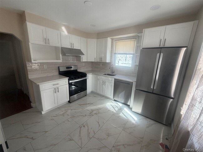 Photo - 73 Willoughby Ave