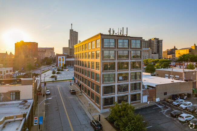 PW Shoe Lofts Apartments - PW Shoe Lofts Apartments