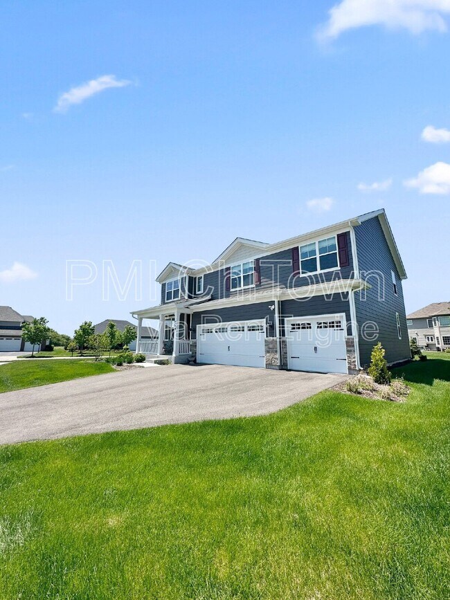 Photo - 765 Kentshire Cir