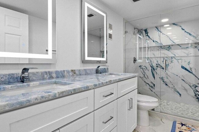 Photo - 7076 Huntington Ln Unidad 7076 Huntington Lane 207