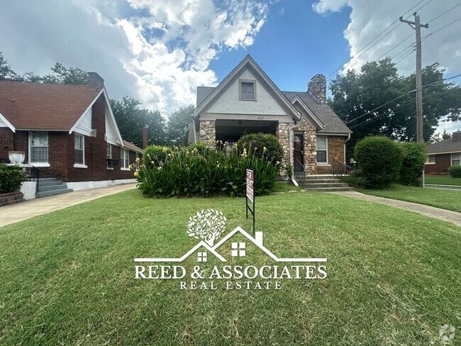Building Photo - 1 Bedroom in Midtown! Rental